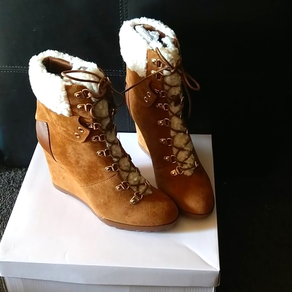 Carmel boots